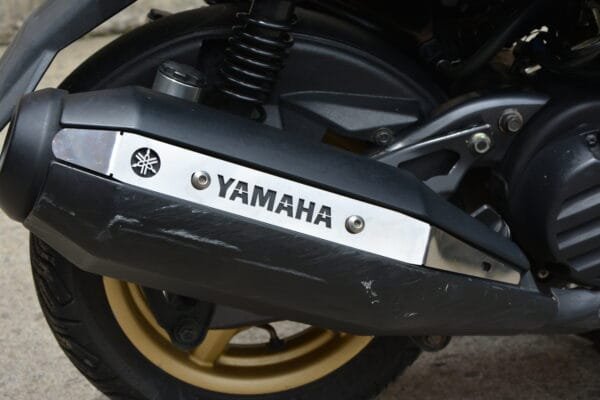 Protector de Exhosto Negro YAMAHA BWS